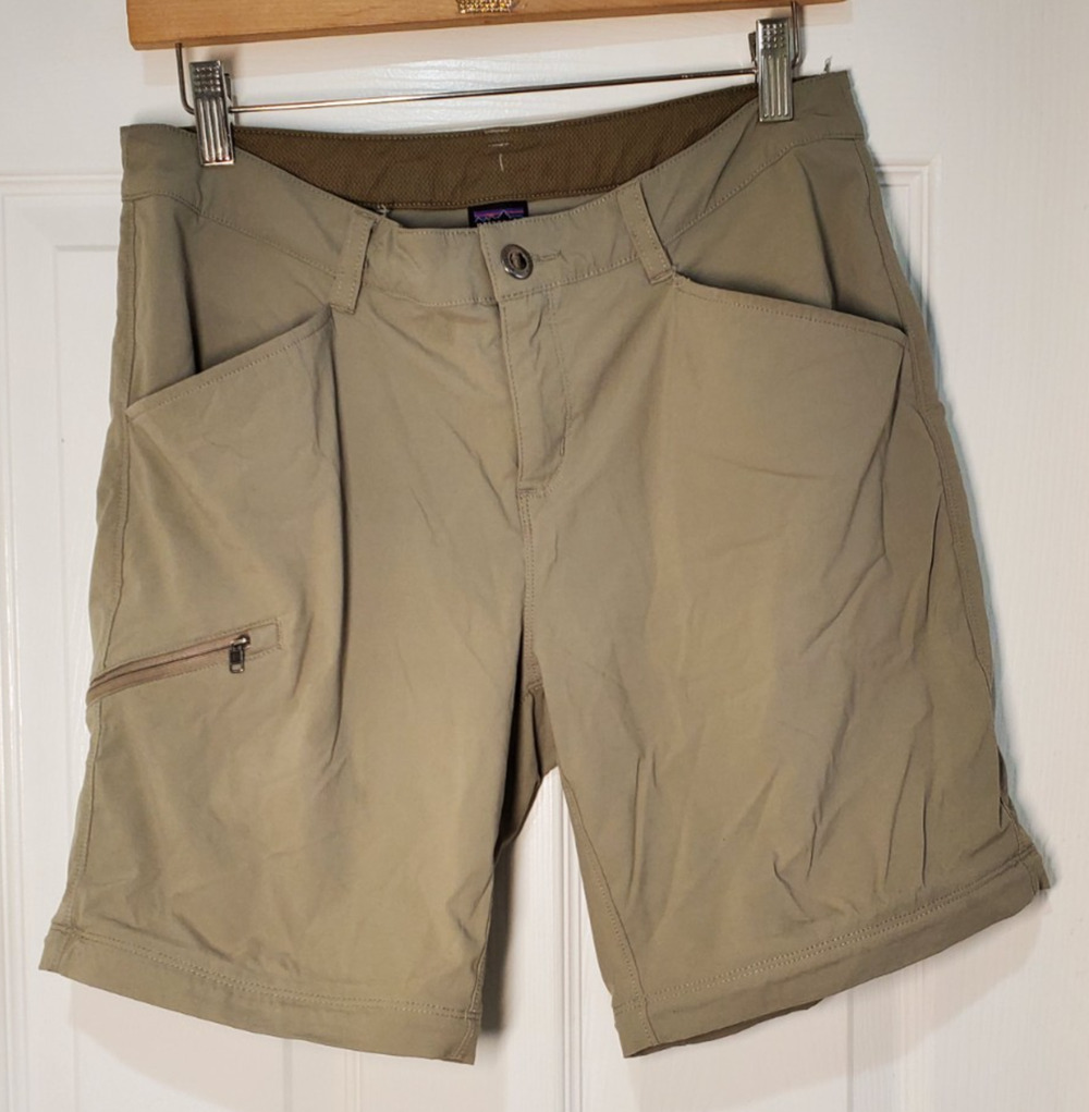 Patagonia Womens Size 8 Khaki Convertible Zip Off Cargo Hiking Pants Outdoor